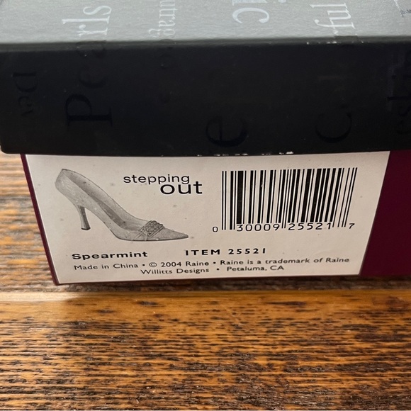 Rare Just the Right Shoe Stepping Out Spearmint Collectibme - Picture 4 of 4